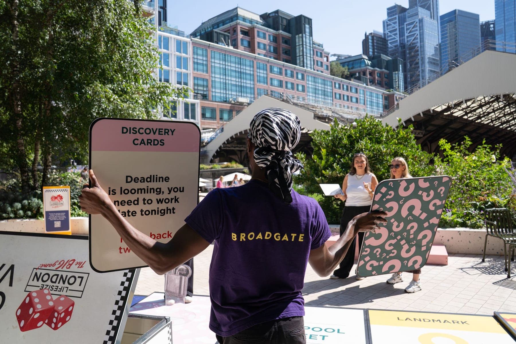 Exchange Square aikštė – „Lifesize London“ – milžiniškas žaidimas trijuose kvartaluose