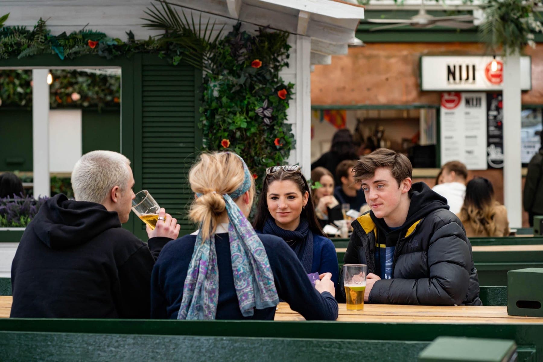 Detalė – Pergola – British Land restoranų ir renginių erdvė