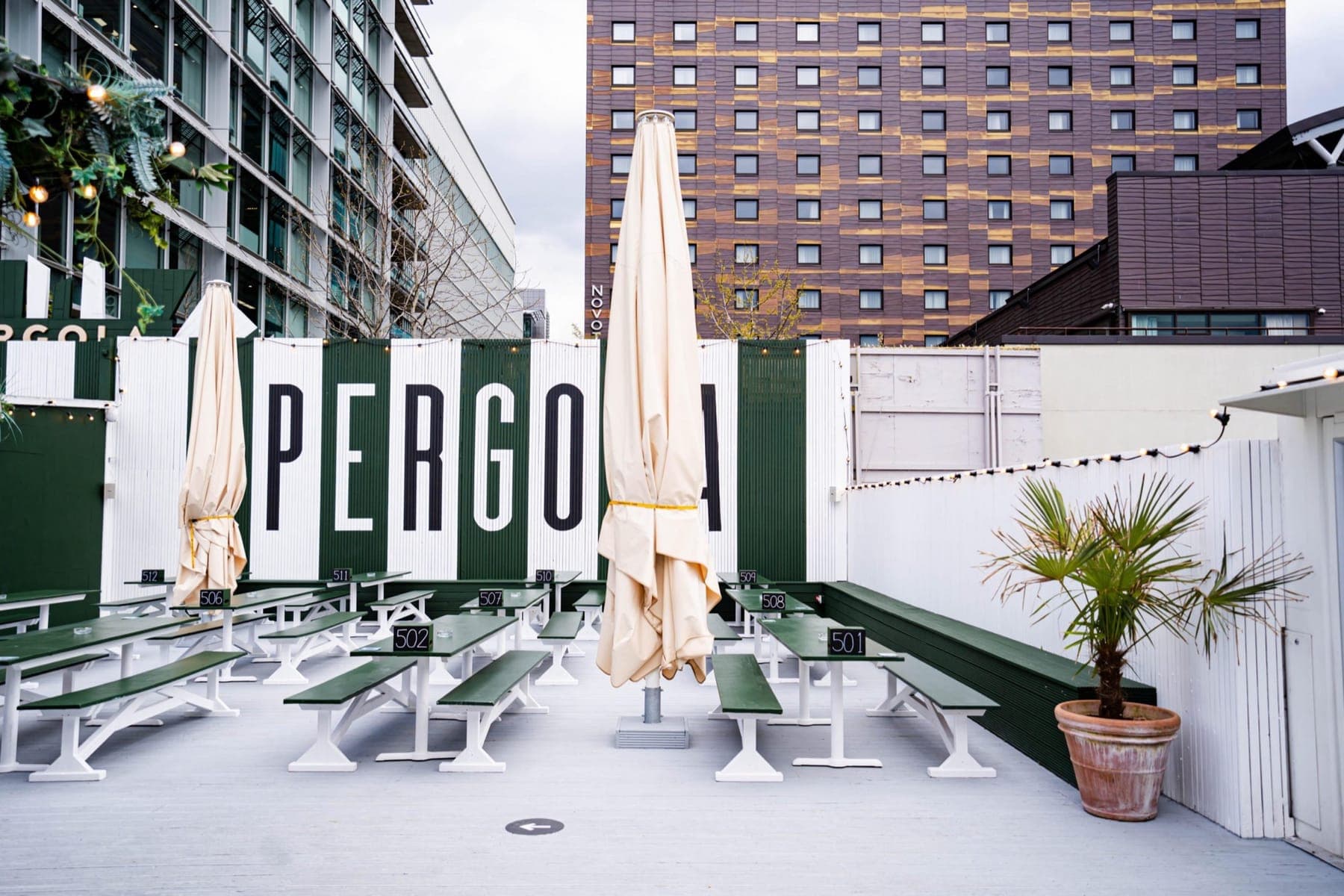 Vietos identitetas – Pergola – British Land restoranų ir renginių erdvė